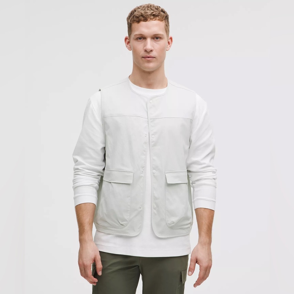 Lululemon men’s ripstop relaxed-fit utility vest — XXL, white/vapour — NWOT